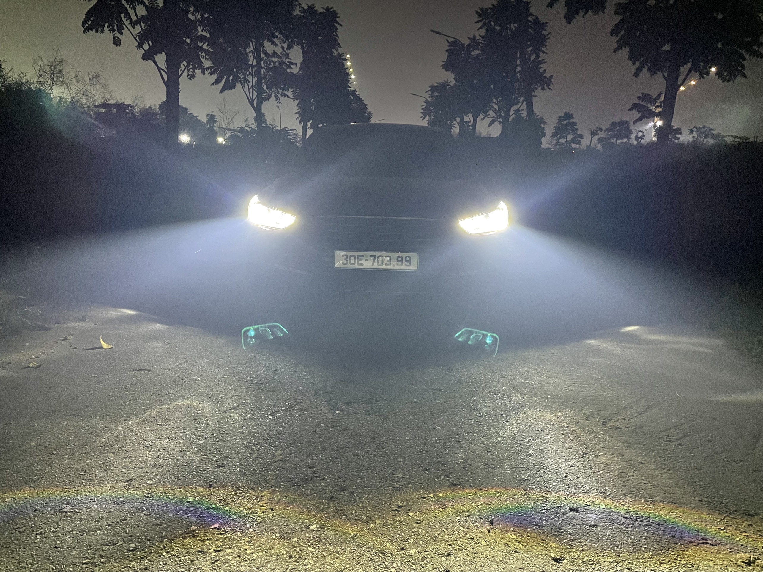 Nâng cấp đèn xe siêu sáng tại EVO-X